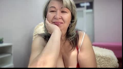 Snapshot of milf_charlotty chatting on 2, 12, 2025 Charlotte online show from 2, 12, 2025