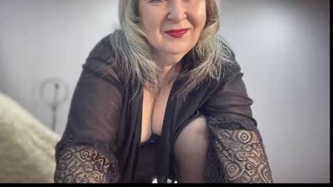 Snapshot of milf_charlotty chatting on 16, 12, 2025 Charlotte online show from 16, 12, 2025