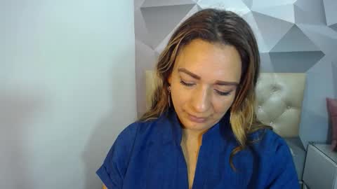 milf_hugeboobs online show from 1, 12, 2025