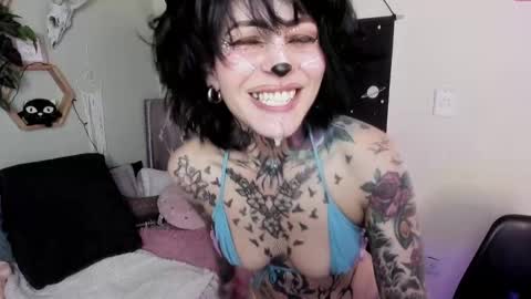 Snapshot of milf_onlyseduction chatting on 11, 3, 2025 Isabella online show from 11, 3, 2025