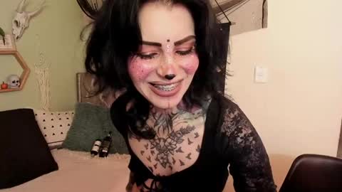 Snapshot of milf_onlyseduction chatting on 5, 6, 2026 Isabella online show from 5, 6, 2026