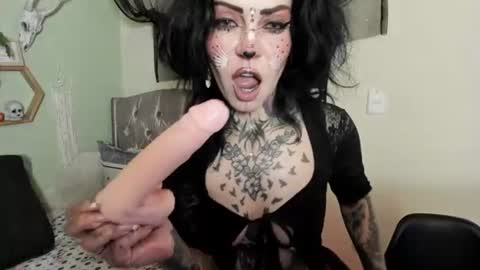 Isabella online show from 22, 7, 2026