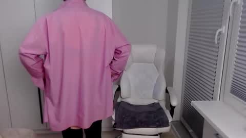 MilfScarlette online show from 5, 2, 2026