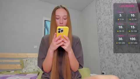 Snapshot of milkaeliza1 chatting on 12, 7, 2026 MilkaLiza online show from 12, 7, 2026