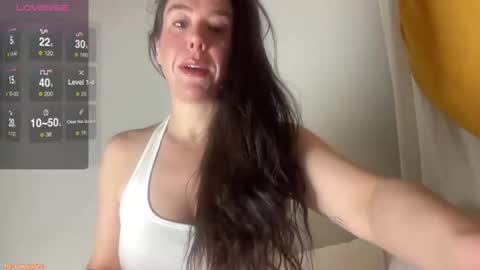 Snapshot of milkandhoneylullabies chatting on 3, 12, 2024 Milk online show from 3, 12, 2024