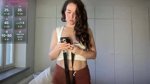 Milk online show from 8, 4, 2026