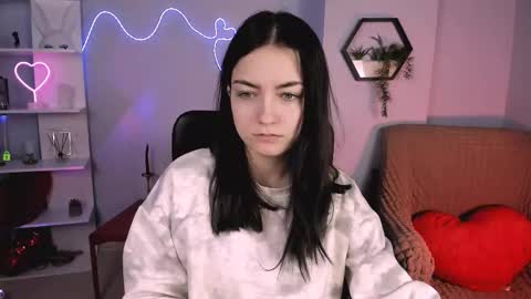 Mila online show from 4, 2, 2026