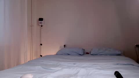 milky__way_ online show from 1, 3, 2025