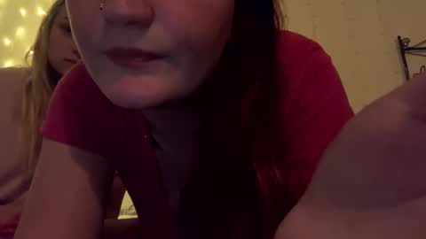 Snapshot of milky_mamaz chatting on 18, 12, 2024 Milkymama online show from 18, 12, 2024