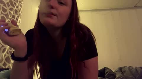 Snapshot of milky_mamaz chatting on 31, 12, 2024 Milkymama online show from 31, 12, 2024