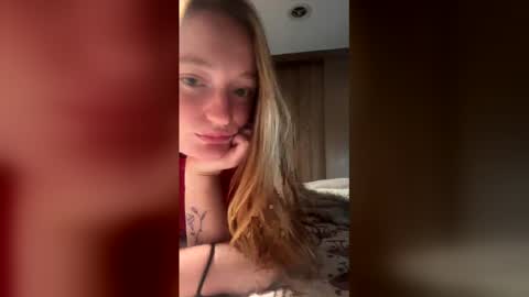 Snapshot of milky_mamaz chatting on 29, 4, 2026 Milkymama online show from 29, 4, 2026