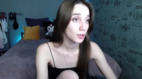 Snapshot of milky_way_rrr chatting on 1, 12, 2025 Milky online show from 1, 12, 2025