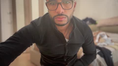 Carlos online show from 8, 1, 2025