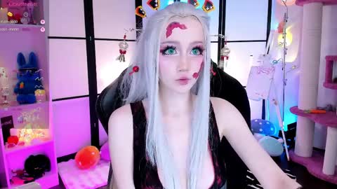 milky cute online show from 30, 3, 2026