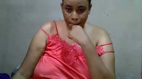milkymom256 online show from 15, 2, 2026