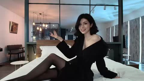 milla bella online show from 14, 4, 2026