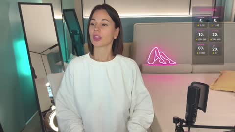 Mila online show from 18, 2, 2025