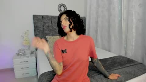 Milagros online show from 15, 2, 2025