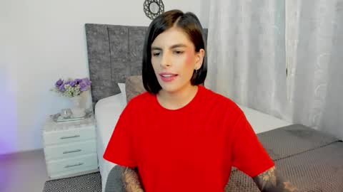 Snapshot of milla_pixxie chatting on 2, 2, 2026 Milagros online show from 2, 2, 2026