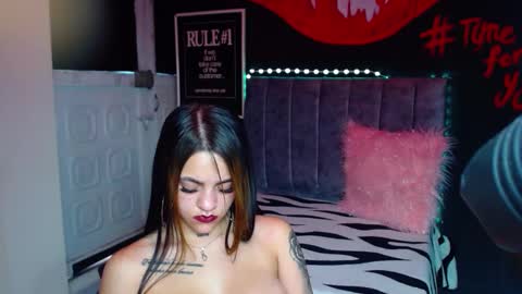 Snapshot of millacounisslosexanal chatting on 13, 12, 2024 Violeta online show from 13, 12, 2024