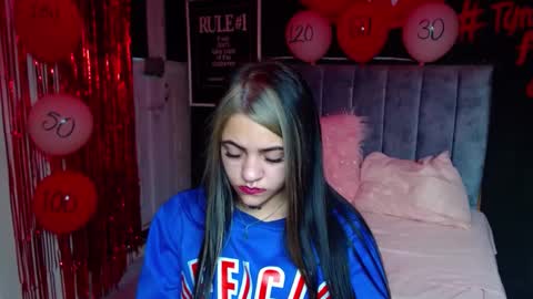 Snapshot of millacounisslosexanal chatting on 13, 2, 2025 Violeta online show from 13, 2, 2025