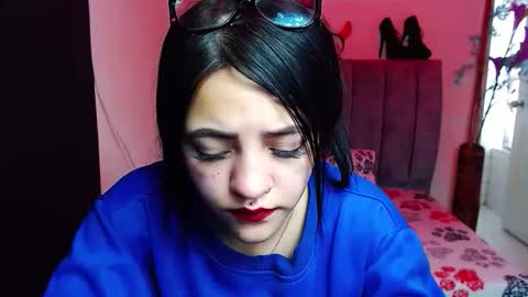 Snapshot of millacounisslosexanal chatting on 2, 10, 2025 Violeta online show from 2, 10, 2025