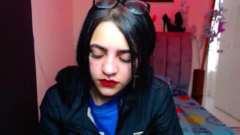 Snapshot of millacounisslosexanal chatting on 17, 10, 2025 Violeta online show from 17, 10, 2025