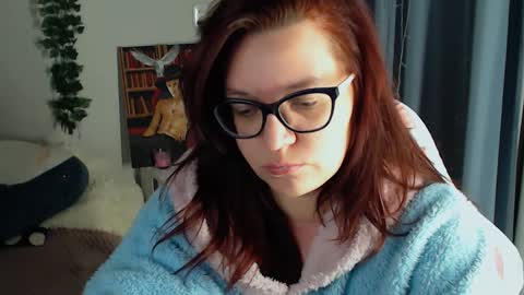 Snapshot of millapoolys chatting on 4, 12, 2024 Milla online show from 4, 12, 2024