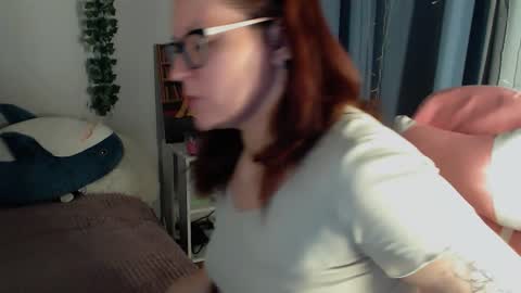 Snapshot of millapoolys chatting on 12, 12, 2024 Milla online show from 12, 12, 2024