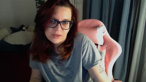 Snapshot of millapoolys chatting on 18, 12, 2024 Milla online show from 18, 12, 2024