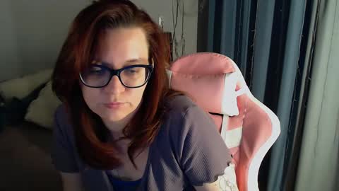 Snapshot of millapoolys chatting on 21, 1, 2025 Milla online show from 21, 1, 2025