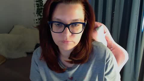 Snapshot of millapoolys chatting on 8, 2, 2025 Milla online show from 8, 2, 2025