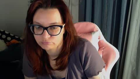 Snapshot of millapoolys chatting on 23, 2, 2025 Milla online show from 23, 2, 2025