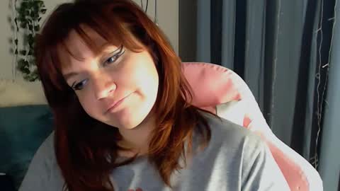 Snapshot of millapoolys chatting on 27, 2, 2025 Milla online show from 27, 2, 2025