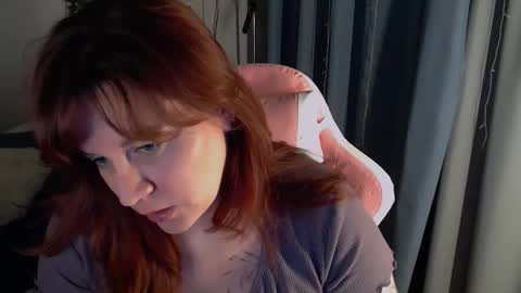 Snapshot of millapoolys chatting on 15, 10, 2025 Milla online show from 15, 10, 2025