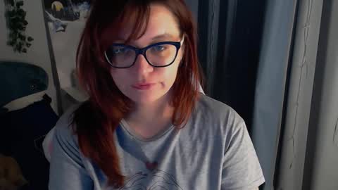 Snapshot of millapoolys chatting on 1, 11, 2025 Milla online show from 1, 11, 2025