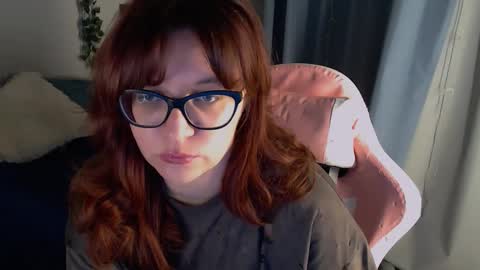 Snapshot of millapoolys chatting on 4, 11, 2025 Milla online show from 4, 11, 2025