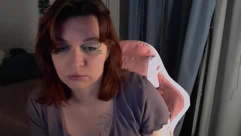 Snapshot of millapoolys chatting on 16, 12, 2025 Milla online show from 16, 12, 2025