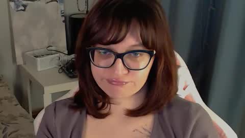 Snapshot of millapoolys chatting on 19, 2, 2026 Milla online show from 19, 2, 2026