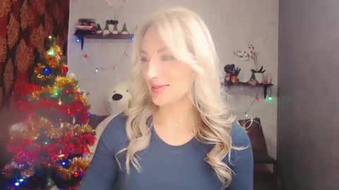 MillaXQueen online show from 14, 12, 2024