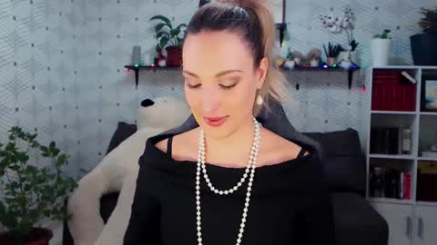 MillaXQueen online show from 19, 1, 2026