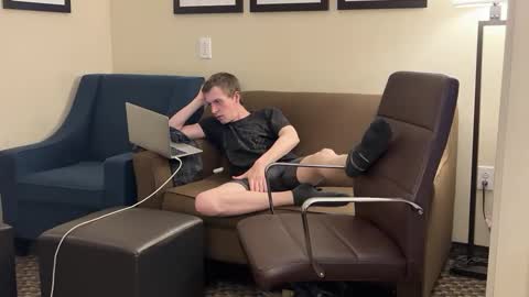 SlimnHungOH online show from 13, 12, 2024