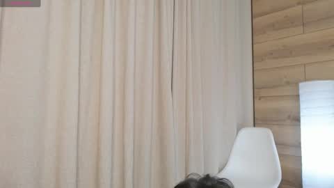 Snapshot of milly_ily chatting on 24, 12, 2024 Milly online show from 24, 12, 2024