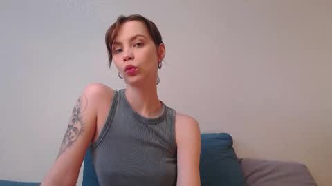 Milly online show from 8, 10, 2025