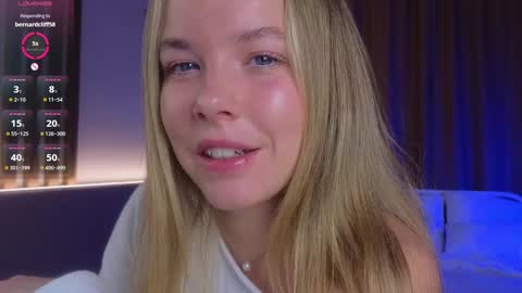 Snapshot of milly_shy chatting on 1, 12, 2025 Milly online show from 1, 12, 2025