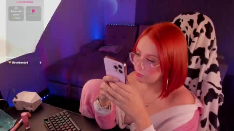 Monkey D Maddie online show from 3, 2, 2026