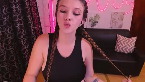 millysandlerr online show from 5, 3, 2026