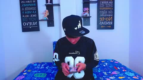 milo hot  online show from 31, 3, 2026