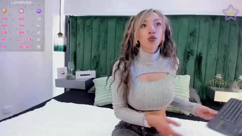  Milu Belucci  online show from 9, 4, 2026