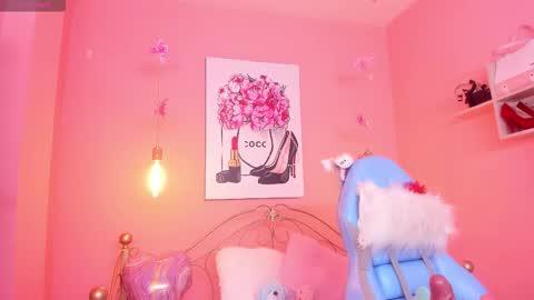 milu_carbajal_x online show from 18, 2, 2026